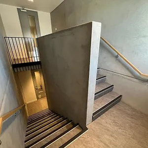 Floor Luxury W Sunny Balcony Apartment